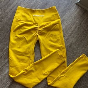 Alphalete Amplify Leggings - Golden Hour